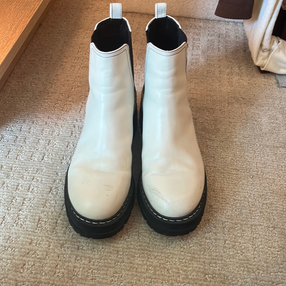 White platform womens white boots